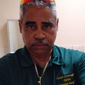 Meet your Posher, Carlos